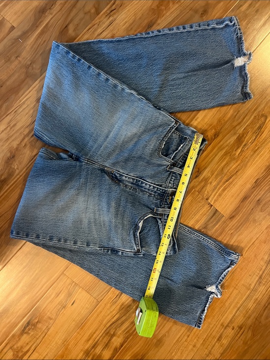 Denim - Women's Levi’s 28 x30 flare 70s  Jeans  7 Mid Blue Denim